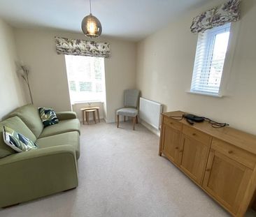 3 bedroom end of terrace house to rent - Photo 1