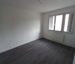 Location Appartement à LE PONT DE CLAIX - Photo 5