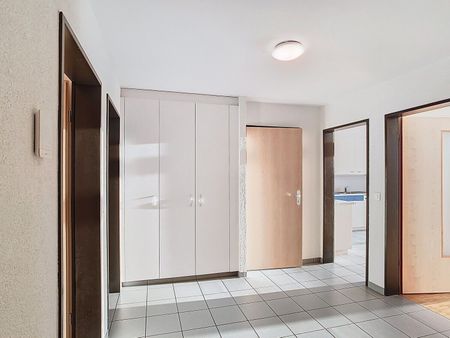 CHARMANT LOGEMENT DE 3.5 PIECES - Photo 3