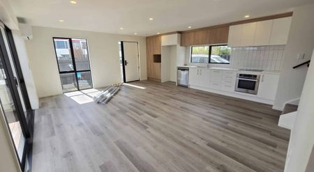 Brand New Townhouse - Photo 2