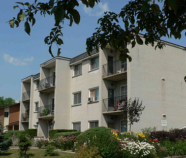 Westwood Garden Apartments | 42 Westwood Drive, Kitchener - Photo 1