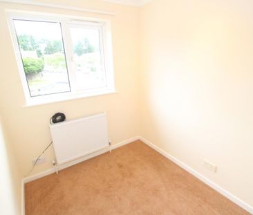 3 bedroom detached house to rent - Photo 3