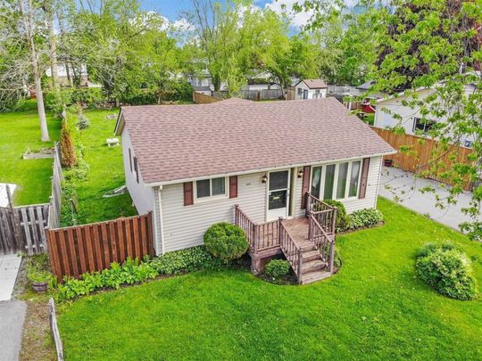 For Lease - 344 Annshiela Drive, Georgina, Ontario - Photo 1