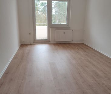 Schöne 3 Raumwohnung mit Balkon! Kaution geschenkt! - Photo 2