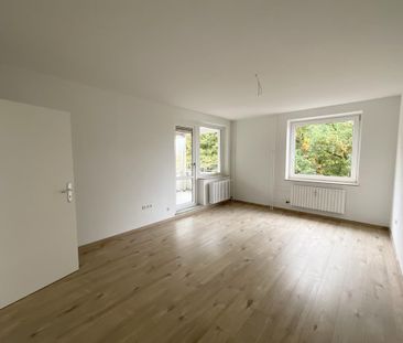 Renovierte 3-Zimmer-Wohnung mit neuem Bad, Balkon und Fahrstuhl! - Foto 1
