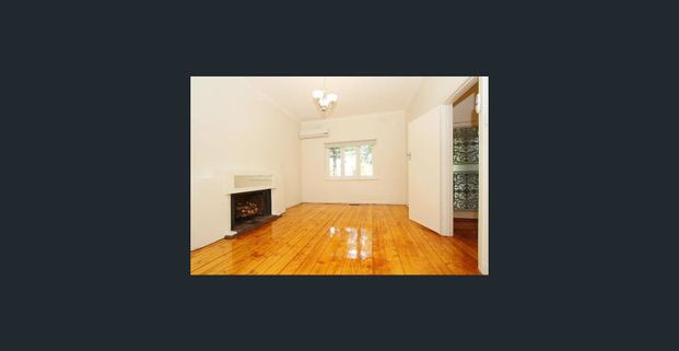 1/7 Lane Crescent, Reservoir, Vic 3073 - Photo 1