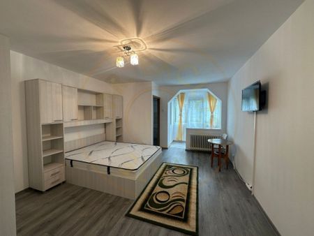 De inchiriat Garsoniera - disponibila doar pentru persoane - Fotografie 2