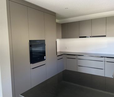 Moderne 4.5 Zimmer-Wohnung 1. Stock an ruhiger Lage in Lommiswil - ... - Foto 3