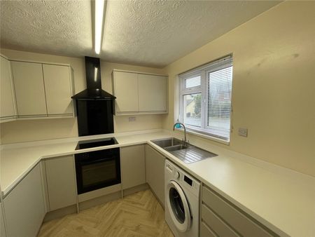 Freshwater Drive, Paignton, Devon, TQ4 - Photo 4