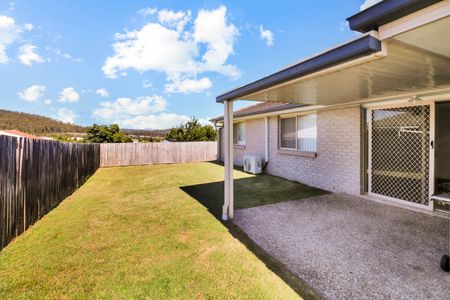 Air conditioned family home - Photo 5