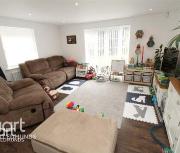 6 bedroom detached house to rent - Photo 1