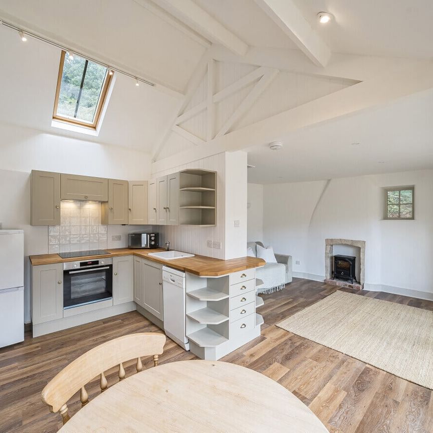 Crockford Farm Winsley Hill, Limpley Stoke, Bath, Wiltshire, BA2 - Photo 1