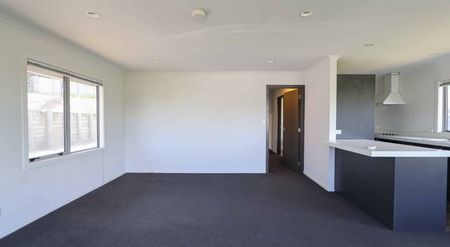 Quiet Living - Photo 3