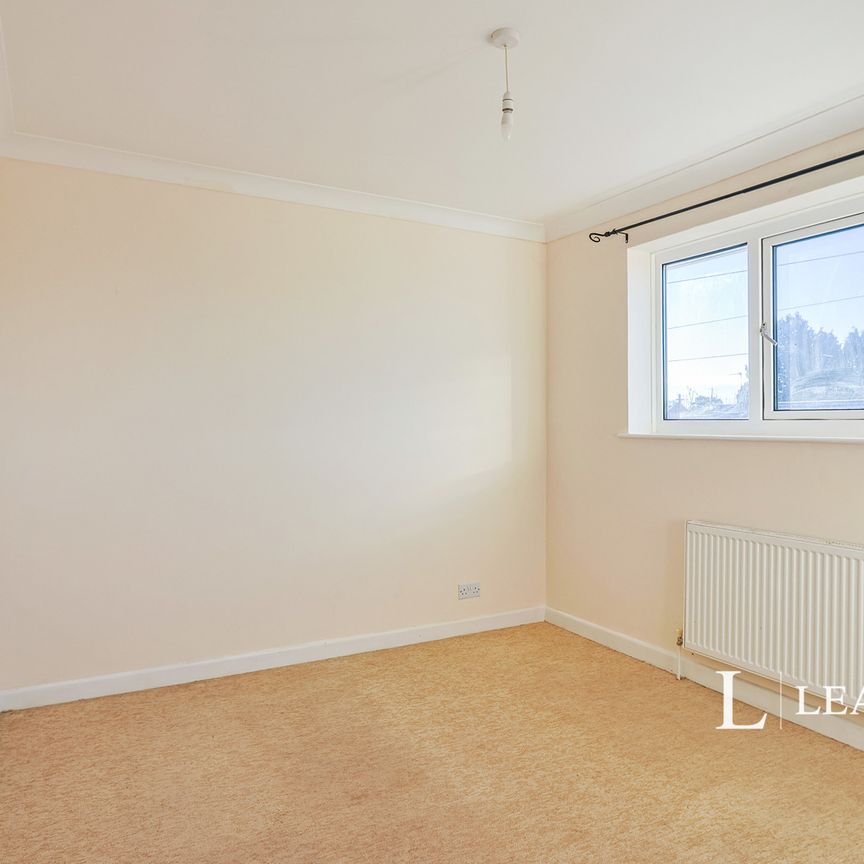 2 bedroom maisonette to rent Herbert Avenue, Poole, Dorset, BH12 - Photo 1