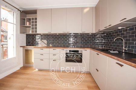 Rue Fantin Latour, - Photo 4