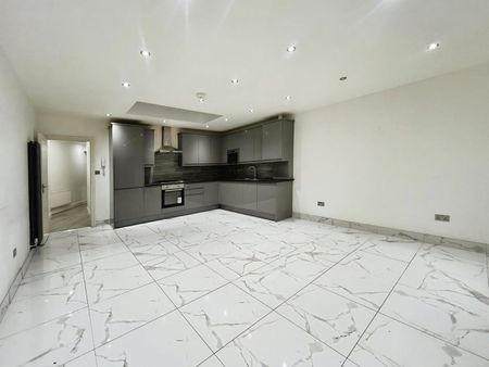 1 Bed Flat, Kingston Road, SW19 - Photo 3