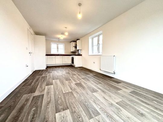 Martins Way, Stratford-upon-Avon, CV37 - Photo 1