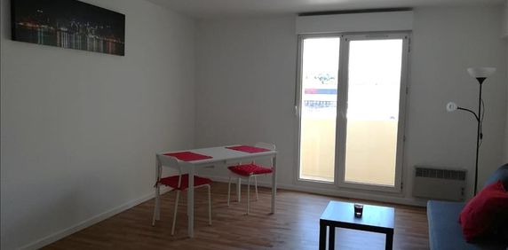 1 pièce - Meublé - 28,59 m² - 1er étage - Colocation non autorisée - Photo 2