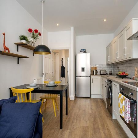 1 bedroom apartment to rent - Photo 3