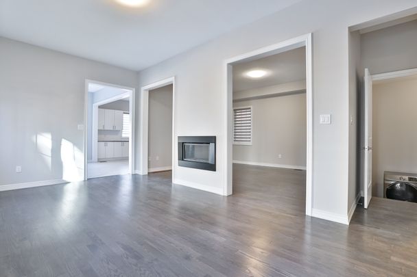 For Lease - 30 Leary Crescent, Richmond Hill, Ontario - Photo 1