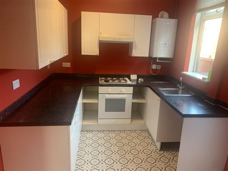 2 bed end of terrace to rent Station Road, DE7 - Photo 2