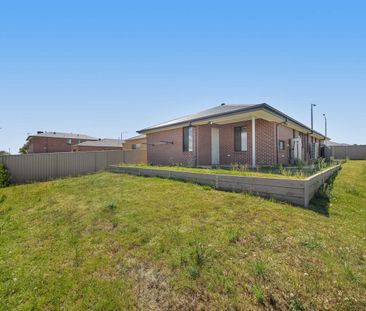 VERY CLEAN AND TIDY 5 BEDROOM HOUSE - Photo 6