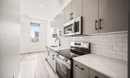 171 Donald – The Hawerchuk, Winnipeg, MB - Photo 2