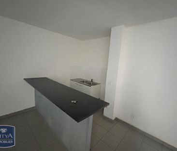Location Appartement 2 pièces 39m² LA SEYNE SUR MER 83500 - Photo 3