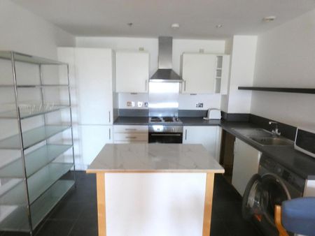 2 bedroom flat to rent - Photo 5