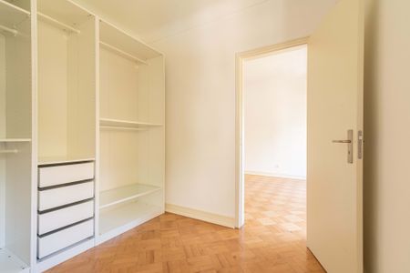 TO RENT - T3 LISBON ALVALADE - Photo 4