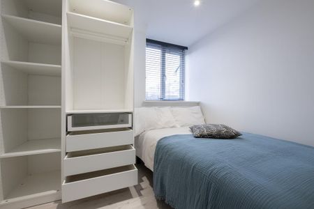 5 bedroom apartment to rent - Photo 4