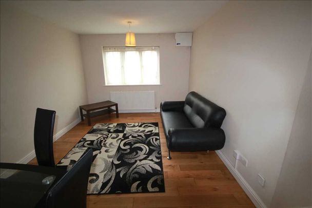 Conference House, Perry Close, Uxbridge - Photo 1