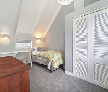 Rare Family Sanctuary in Nature - Photo 1