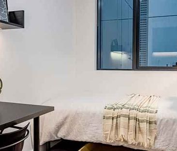 Cosy 2 Bed Apartment - Photo 5