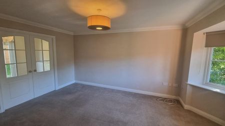 4 bedroom detached house to rent - Photo 5