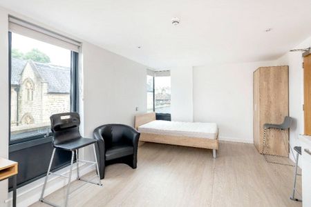 1 bedroom property to rent - Photo 3