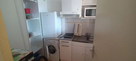 À LOUER – Studio meublé de 30 m² à TOURS • Réf. TNG-G0042 - Photo 4