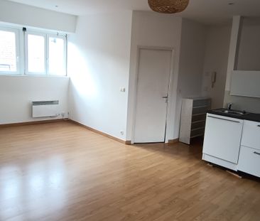 Location Appartement 1 pièce 35m² - Photo 3