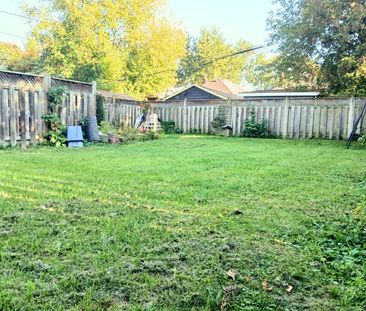 For Lease - 861 Cosburn Avenue Unit# Lower, Toronto, Ontario - Photo 1