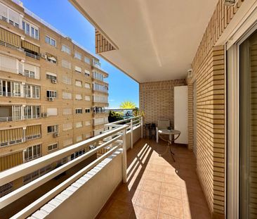 APARTMENT FOR RENT IN THE CENTER OF TORREVIEJA - ALICANTE PROVINCE - Photo 1