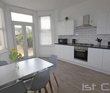 Wimborne Road, Southend On Sea, SS2 - Photo 1