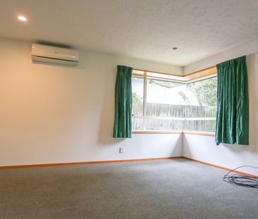 Immaculate 2 bedroom unit - Photo 4