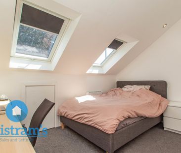 2 bed Flat for Rent - Photo 5