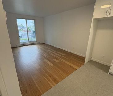 3 1/2 - Laval - 1 280 $/mois - Photo 2