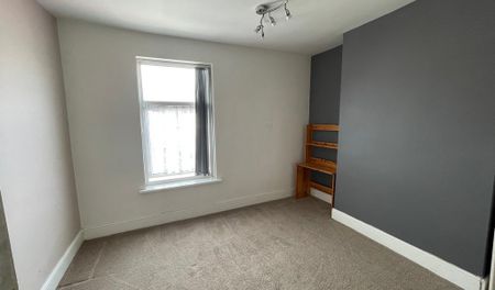 4 Bedroom House to Rent - Page Hall Road, Sheffield, S4 - Photo 3