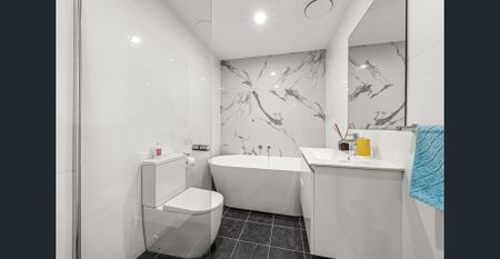 Modern Executive Living with Blue Mountains Views - Photo 5