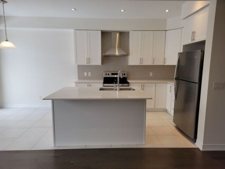 For Lease - 127 Broadacre Drive, Kitchener, Ontario - Photo 4