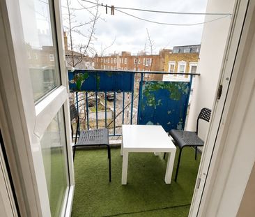 Room in a Shared Flat, Richmond Road, E8 - Photo 2