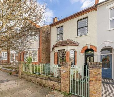 Birkbeck Road, Enfield, EN2 - Photo 4