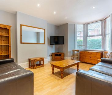 6 bedroom terraced house to rent - Photo 1